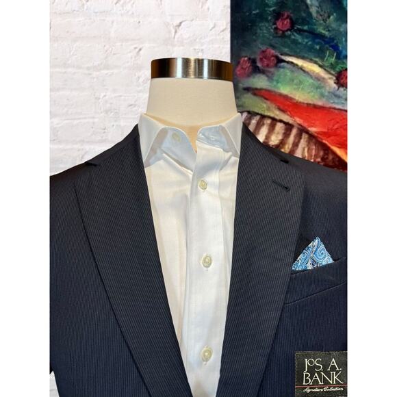 Jos A Bank Signature 42L Navy Blue Micro Pinstripe Silk Wool Blazer Suit Jacket - Picture 2 of 14